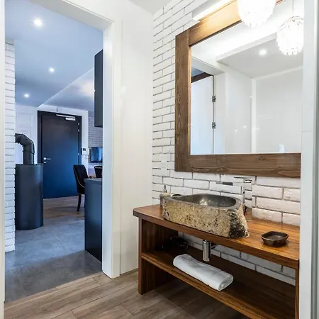Udanypobyt Czarny Staw Apartament